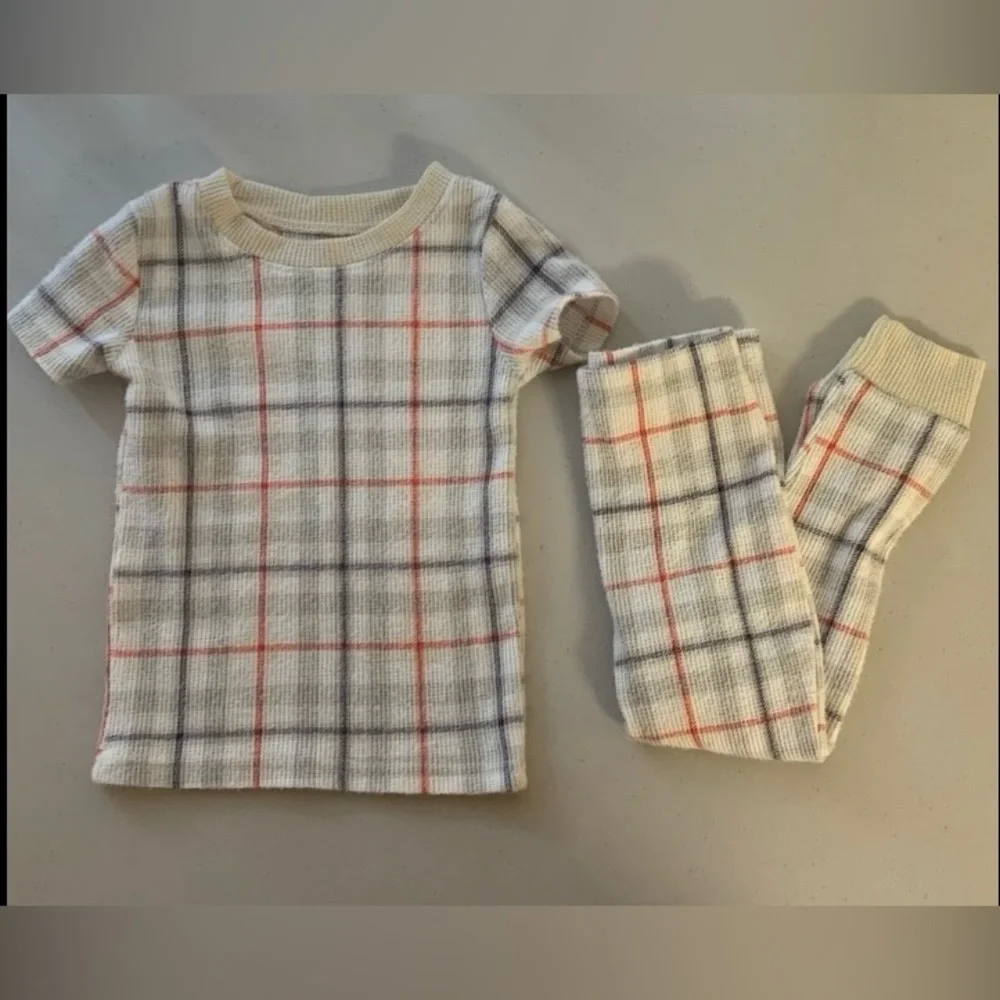 BearPaw Window Pane Plaid Waffle Knit Size 24 Months 2 PC Pajama Set Red Black